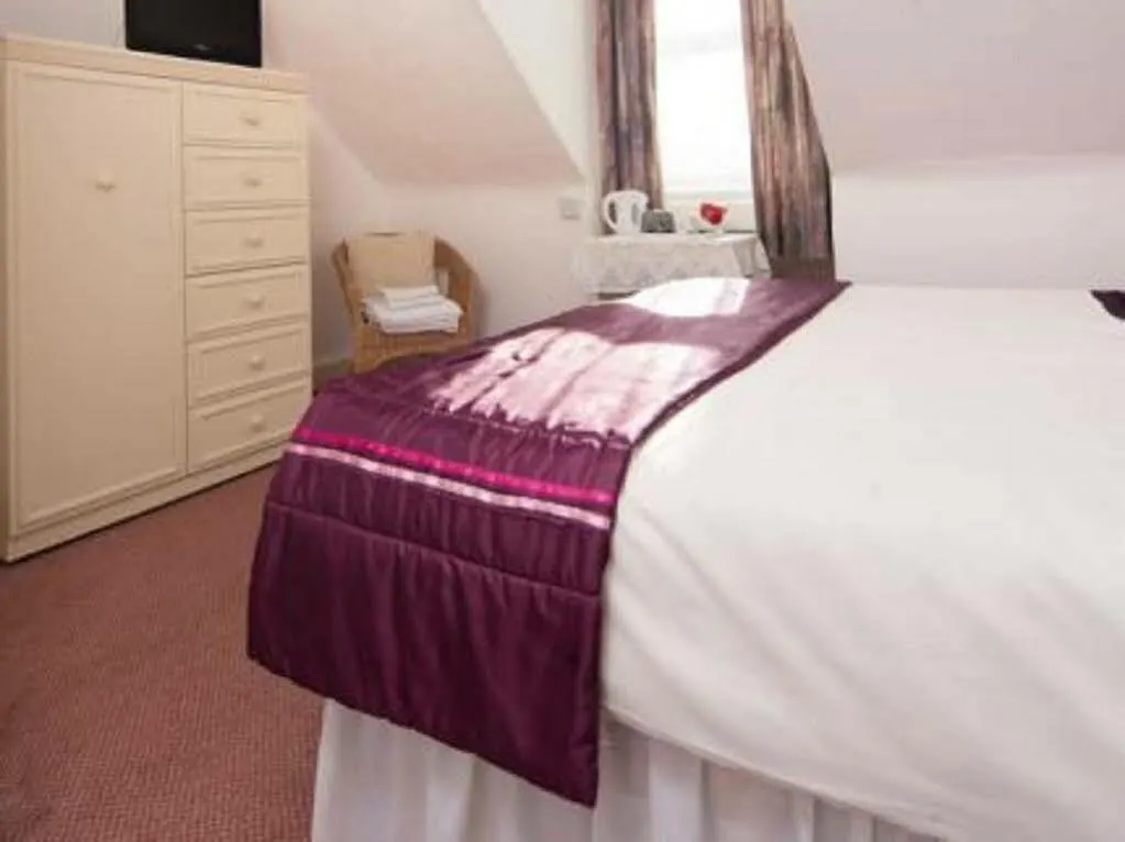 Sandy Bay Guest House Bournemouth 3*,  United Kingdom